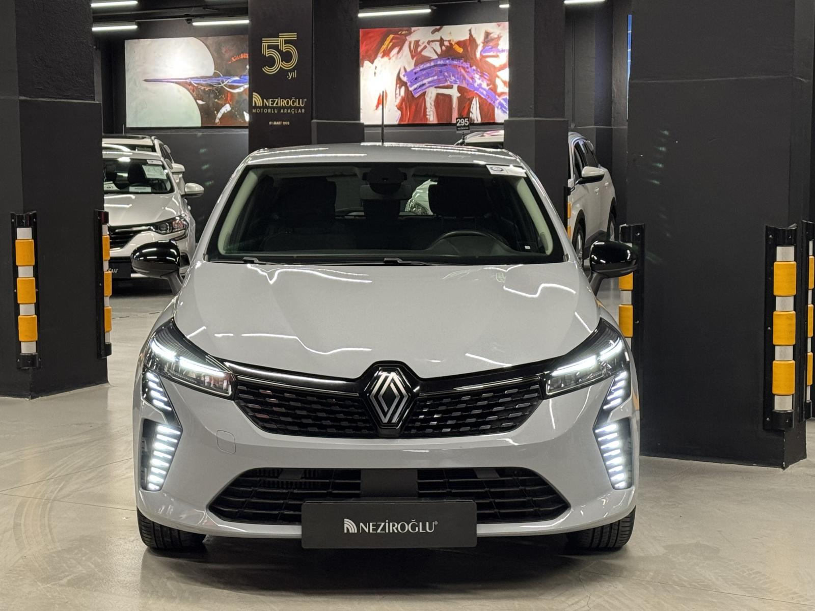 Neziroğlu Otomotiv - Birinci Sınıf Araçlar RENAULT CLIO EVOLUTION