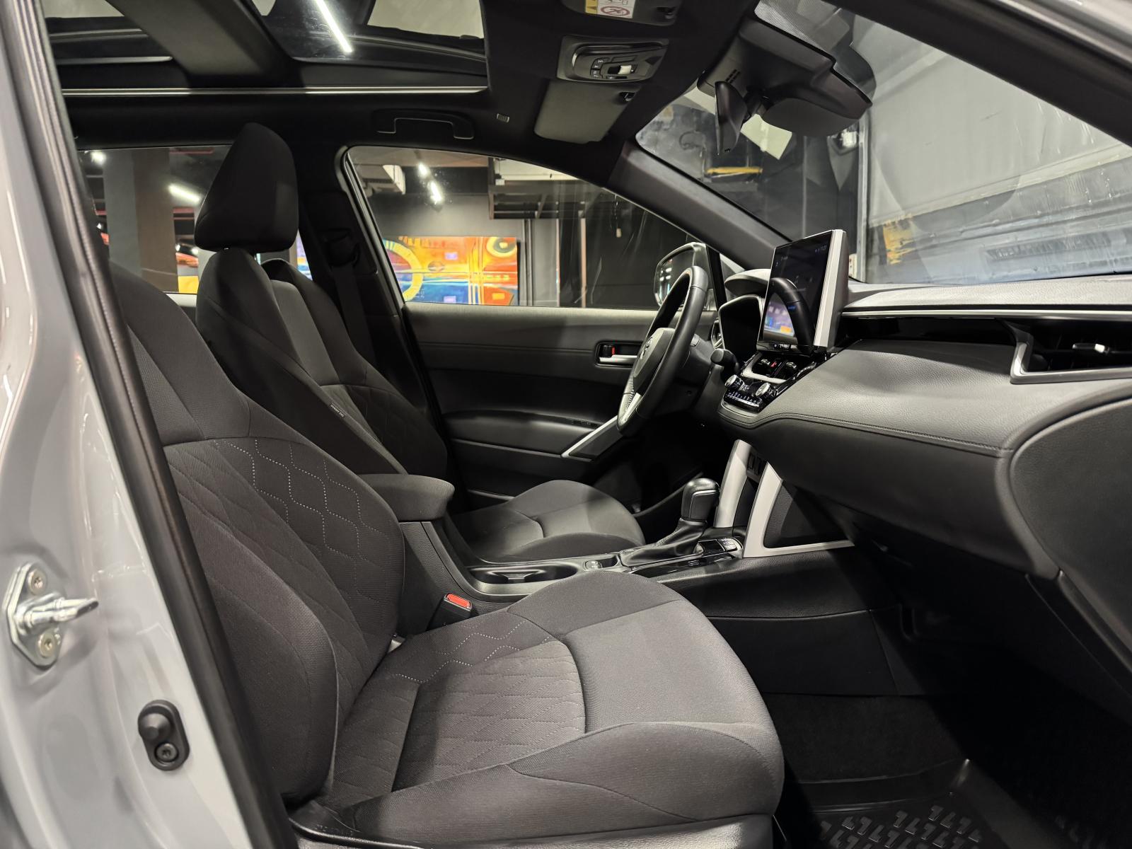 TOYOTAクレスタパネル Neziroğlu Otomotiv - Birinci Sınıf Araçlar TOYOTA COROLLA CROSS